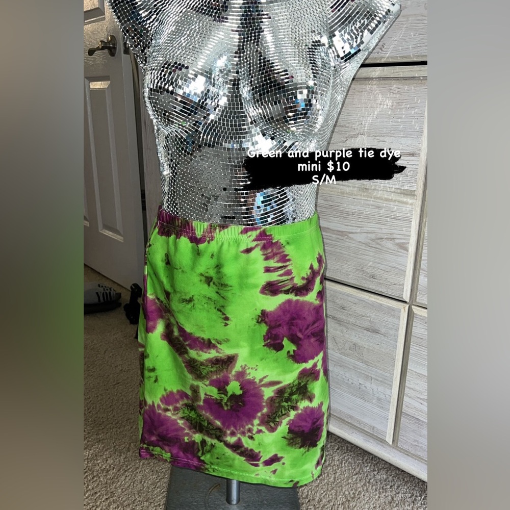 Green & purple tie dye mini skirt